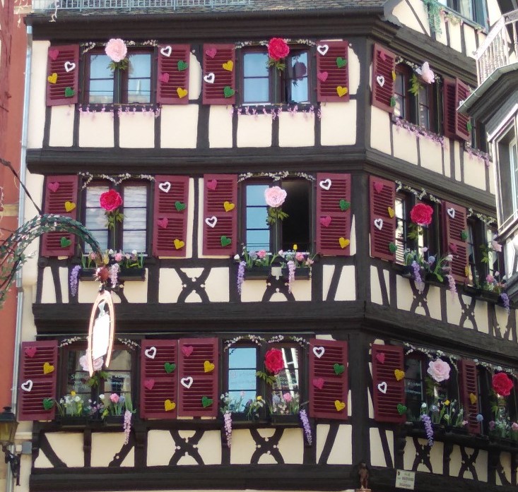 COLMAR KITCH8.jpg